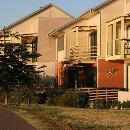 Newcastle Harbourside Terraces Apartamento Exterior foto
