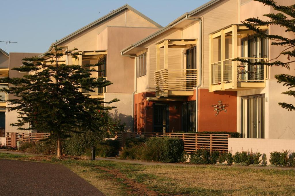 Newcastle Harbourside Terraces Apartamento Exterior foto